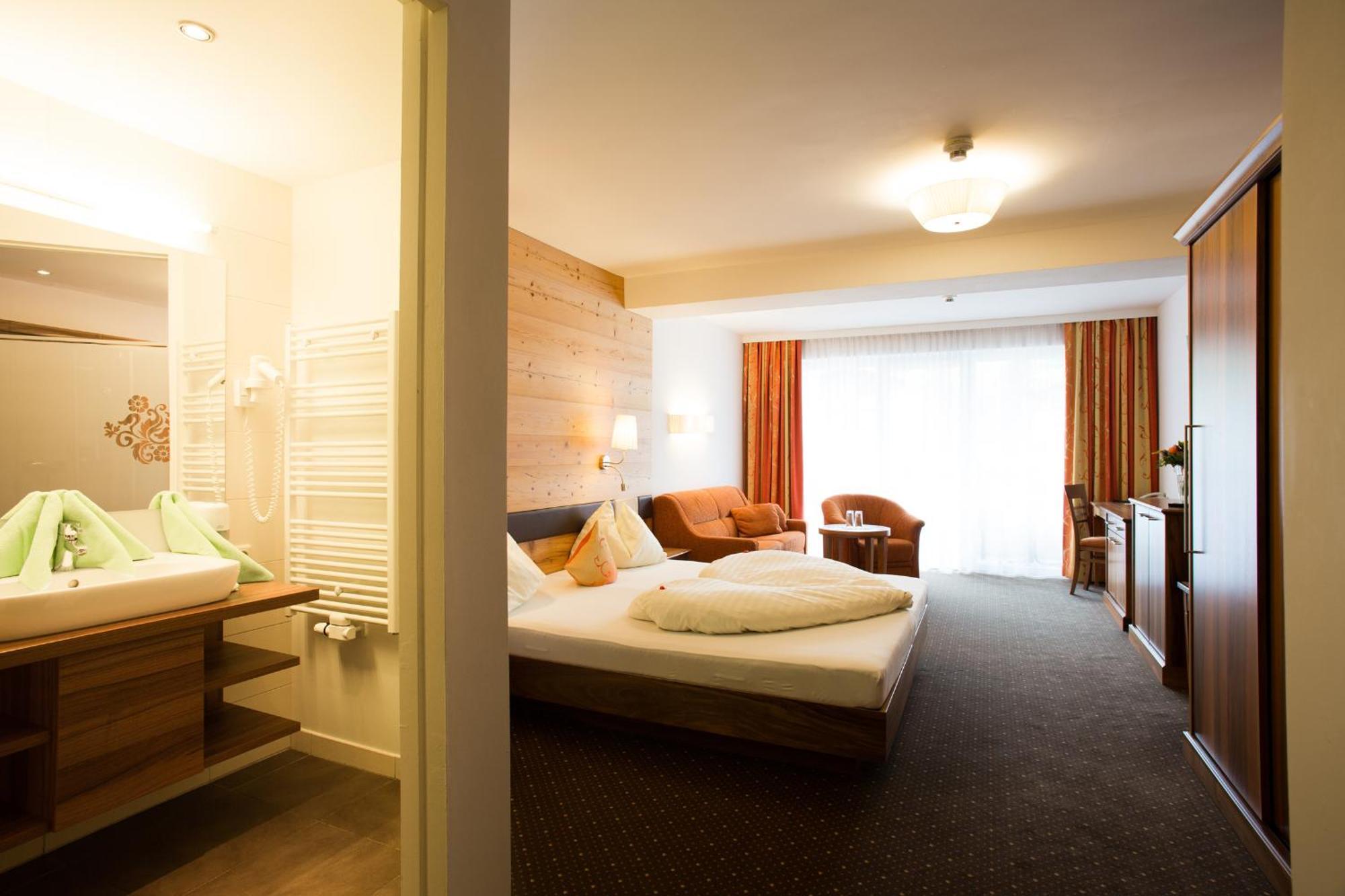 Hotel Lohningerhof Maria Alm am Steinernen Meer Pokój zdjęcie